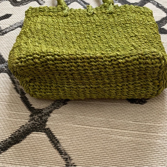 Green Raffia Handbag - Picture 4 of 5